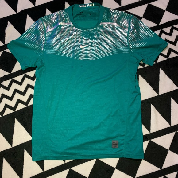 Nike pro - Picture 2 of 3